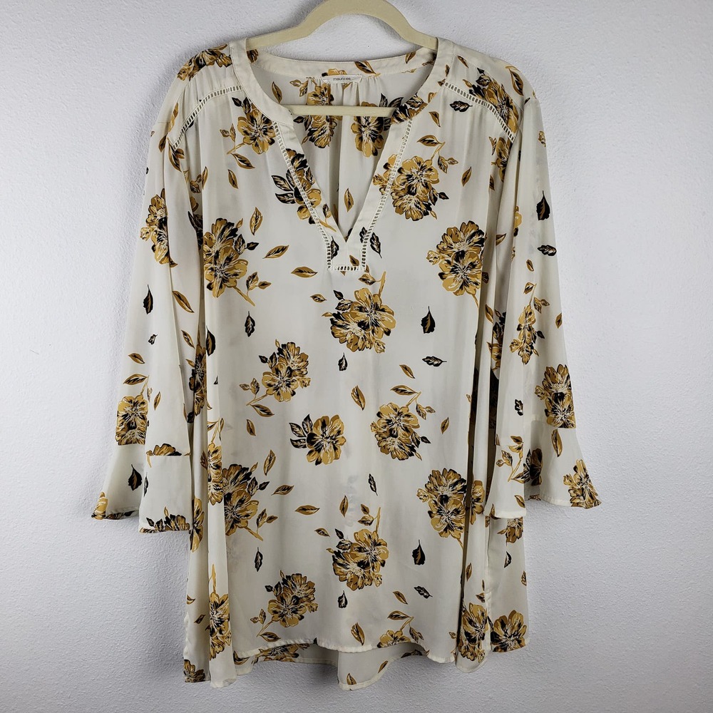 Maurices Women's Size 2X Bell Sleeve Tunic Top‎ Cream Yellow Floral Crochet Trim